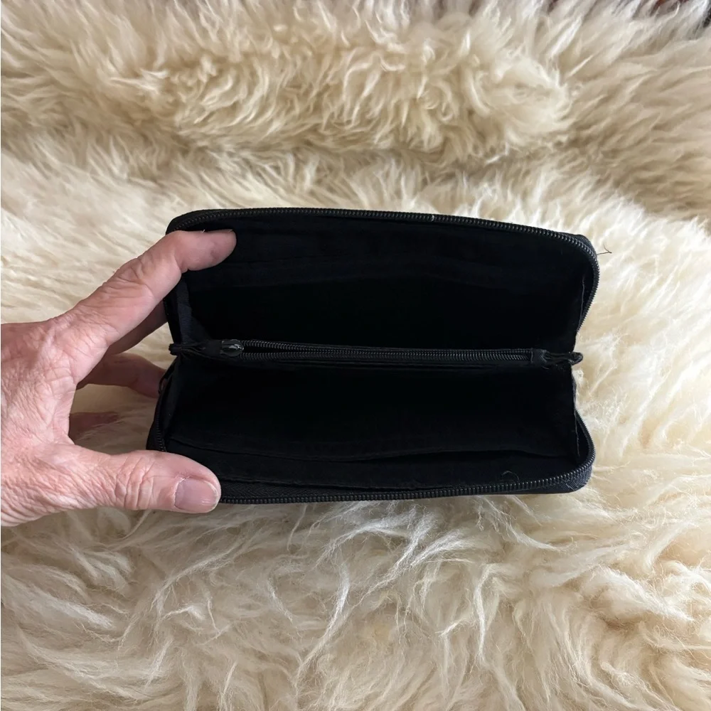 Soft Black Leather Zippered Wallet